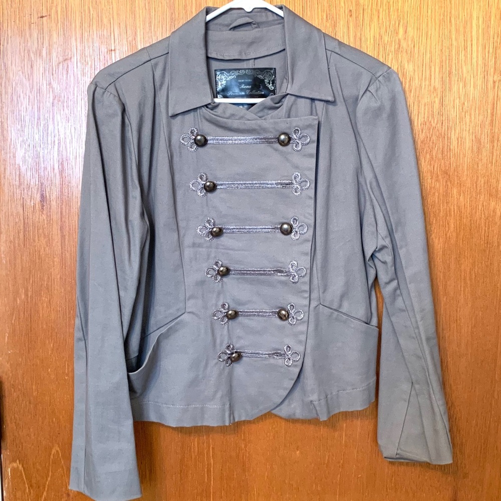 A woman’s blazer. New but no tag